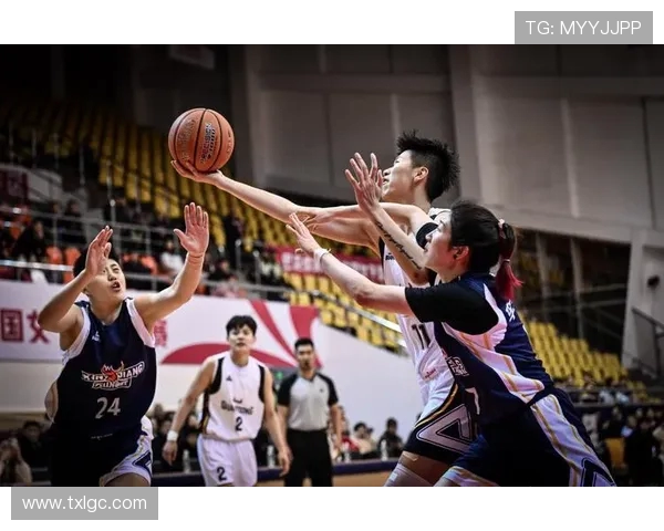 2019年CBA决赛广东队对阵新疆队的精彩对决回顾与分析