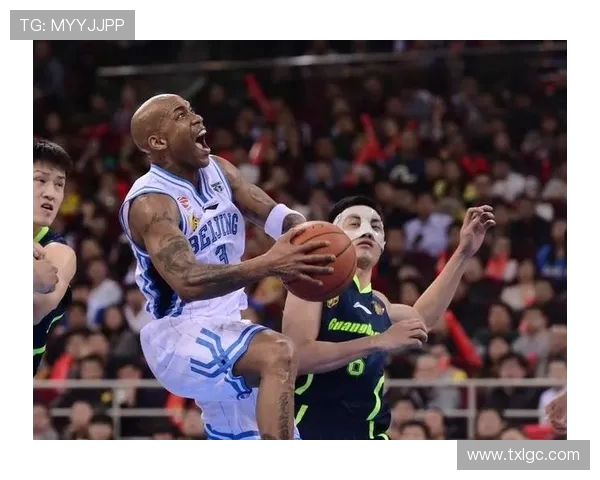 CBA精彩对决北京队与深圳队全场比赛回顾与精彩瞬间分析